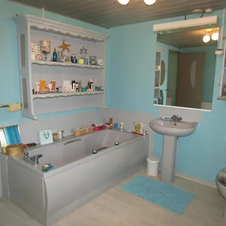 Fermette Dans Les Pays De La Loire * Izé