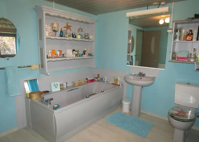 Fermette Dans Les Pays De La Loire * Izé